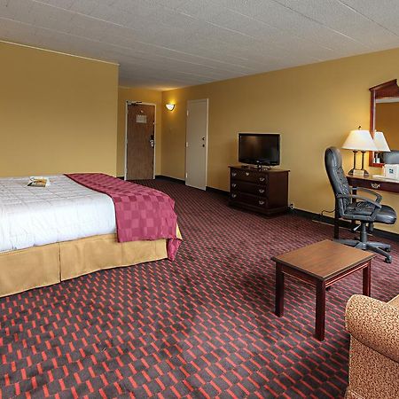 Days Inn Истон Номер фото