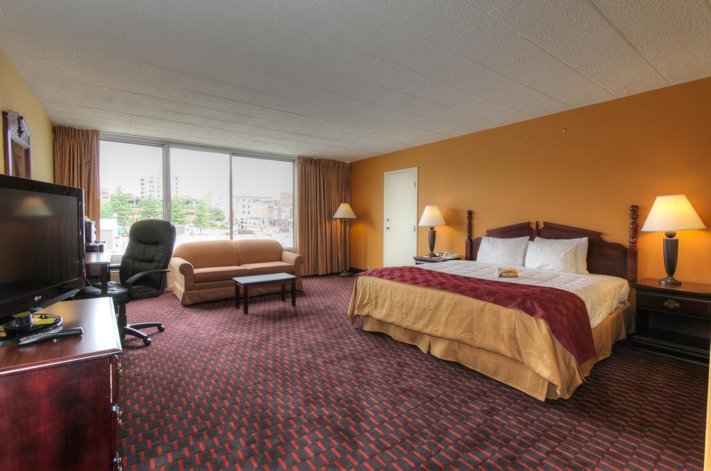 Days Inn Истон Номер фото