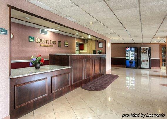 Days Inn Истон Интерьер фото