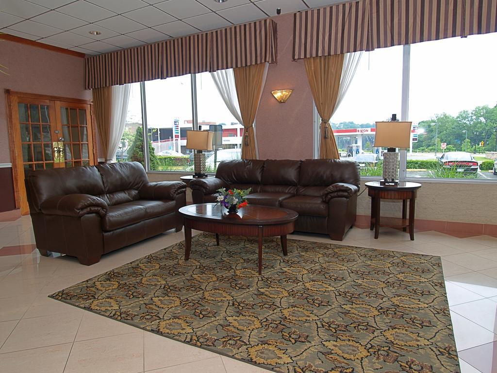Days Inn Истон Экстерьер фото