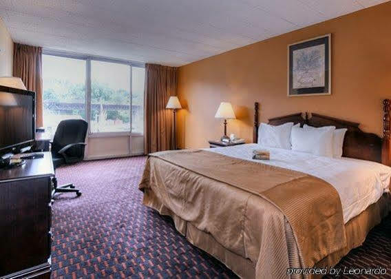 Days Inn Истон Экстерьер фото